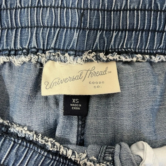 Universal Thread Chambray Medium Wash High Rise Fabric Shorts Xsmall Women’s - Picture 9 of 11